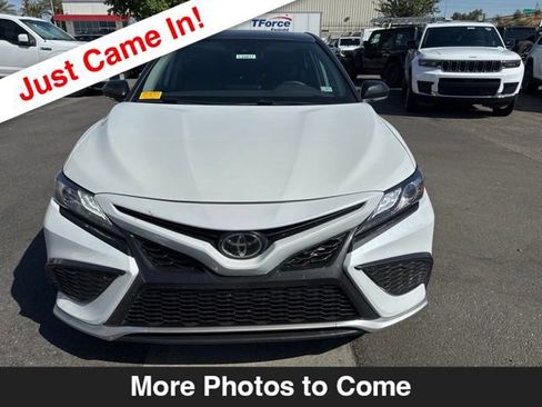 Used 2023 Toyota Camry XSE FWD image 9