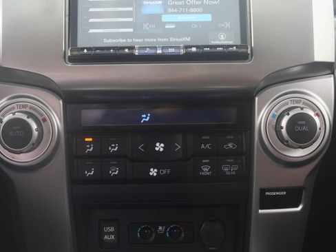 Used 2019 Toyota 4Runner Limited AWD/4WD image 7