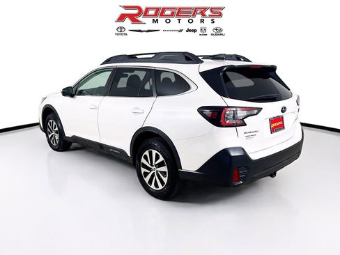 Used 2020 Subaru Outback Premium AWD/4WD image 6