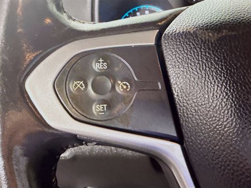 Used 2020 Chevrolet Colorado LT w/ LT Convenience Package RWD image 14