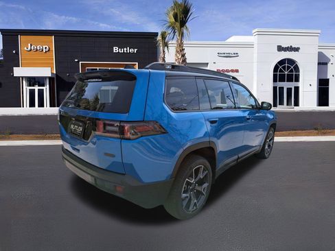 New 2026 Jeep Cherokee Overland w/ Advanced Pro Tech Group image 6