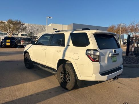 Certified 2023 Toyota 4Runner SR5 Premium image 7