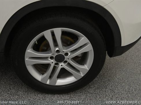 Used 2018 Mercedes-Benz GLA 250 4MATIC w/ Premium Package image 45