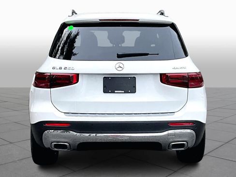 New 2026 Mercedes-Benz GLB 250 4MATIC image 5
