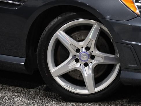 Used 2013 Mercedes-Benz SLK 250 image 4
