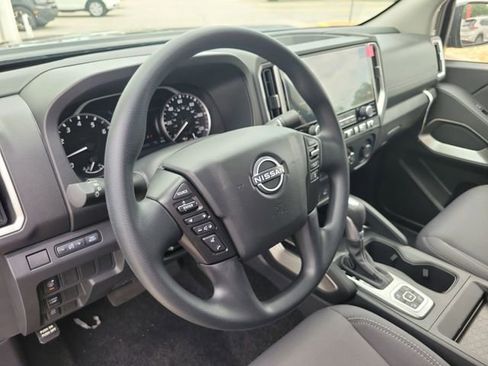 New 2026 Nissan Frontier SV AWD/4WD image 19