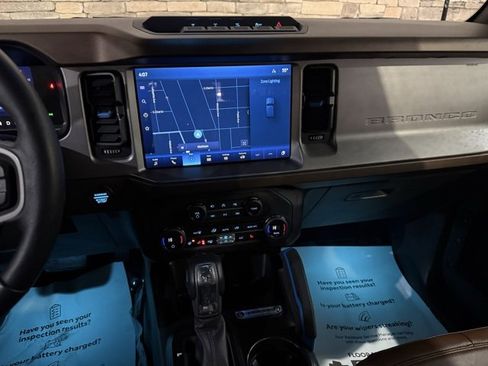 Used 2023 Ford Bronco Outer Banks w/ Sasquatch Package image 21
