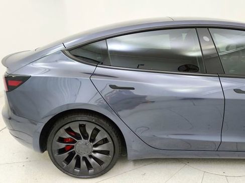 Used 2023 Tesla Model 3 Performance image 7