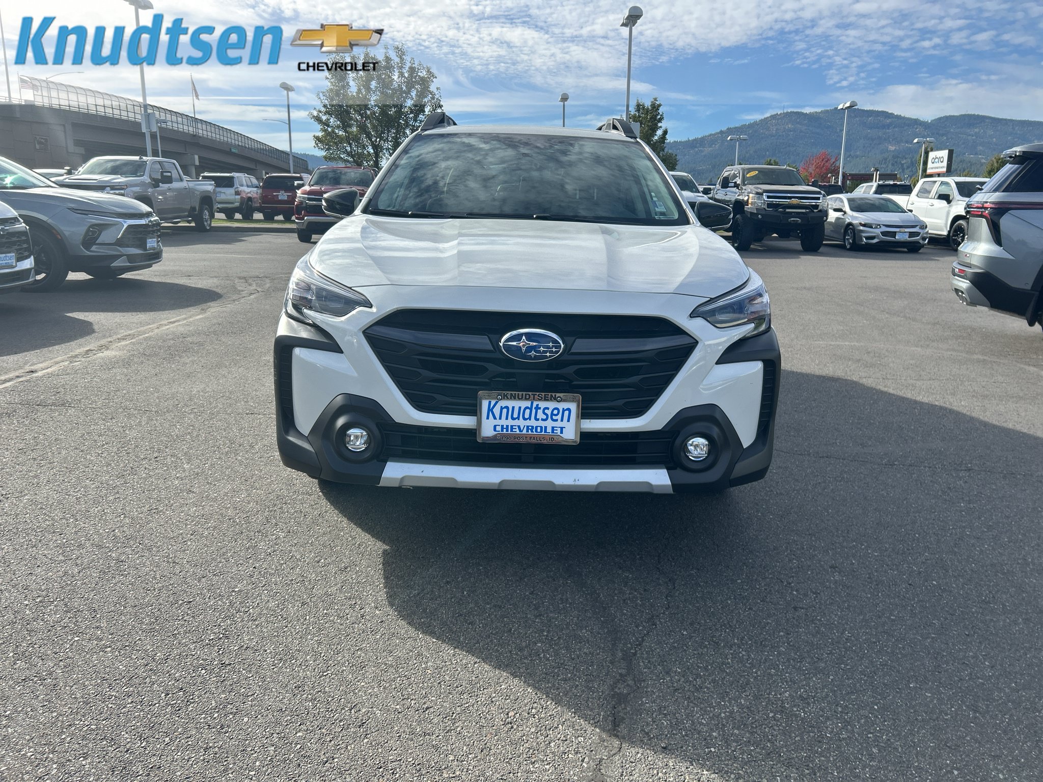 Used 2024 Subaru Outback Limited AWD/4WD image 2