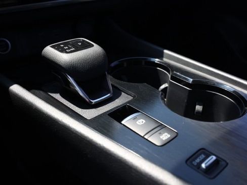 Certified 2023 Nissan Rogue S image 31