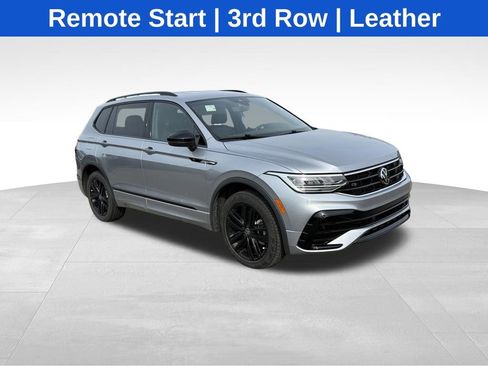 Used 2022 Volkswagen Tiguan SE R-Line FWD image 1