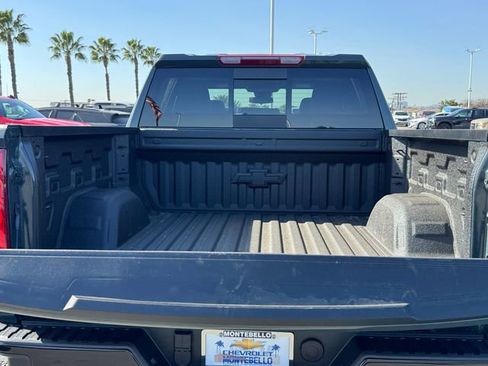 New 2026 Chevrolet Silverado 1500 LT Trail Boss w/ LT Trail Boss Premium Package image 9