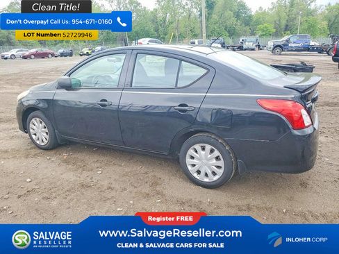 Used 2015 Nissan Versa S Plus FWD image 3