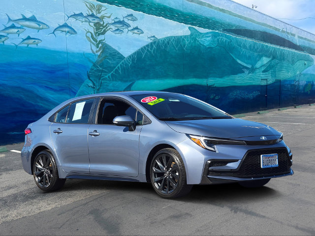 Used 2024 Toyota Corolla SE w/ SE Premium Package FWD image 1