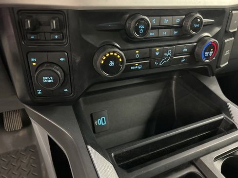 Used 2024 Ford F350 XLT image 19