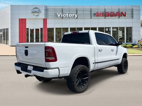 Used 2023 RAM 1500 Limited w/ Body Color Bumper Group AWD/4WD image 3