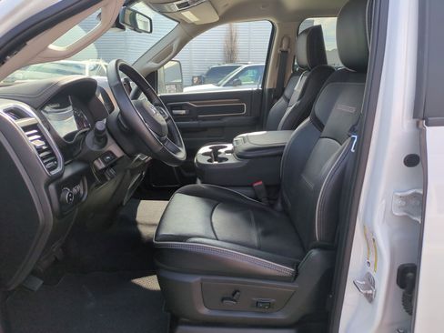 Used 2024 RAM 2500 Laramie image 15