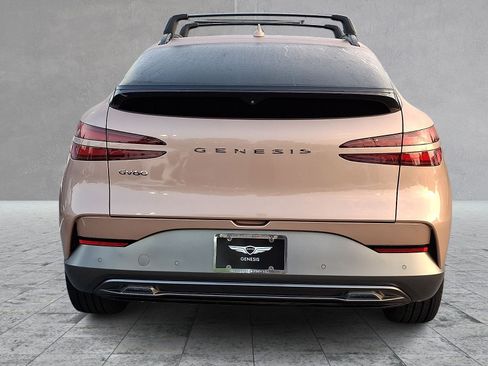 Certified 2023 Genesis GV60 Advanced AWD/4WD image 5