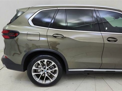 Used 2026 BMW X5 sDrive40i image 12