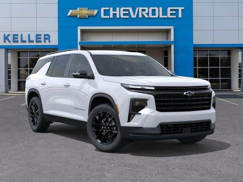 New 2026 Chevrolet Traverse LT w/ Midnight/Sport Edition FWD image 7