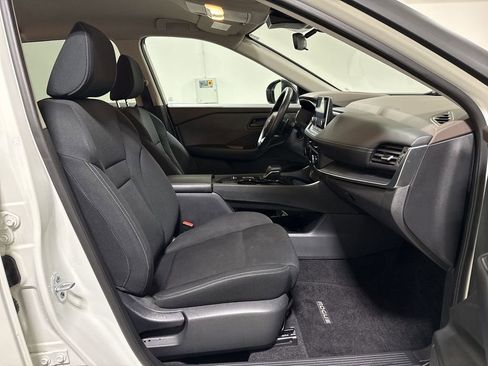Used 2023 Nissan Rogue S FWD image 21