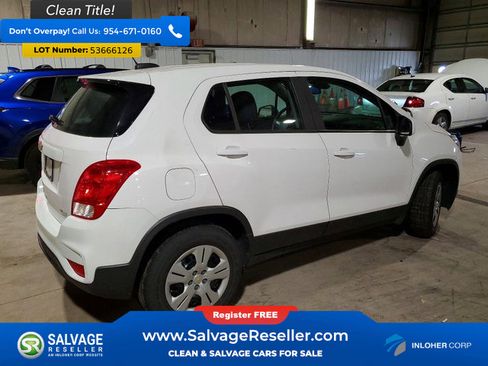 Used 2018 Chevrolet Trax LS FWD image 4