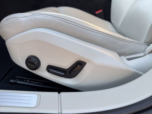 Used 2024 Volvo S60 B5 Plus w/ Climate Package image 16