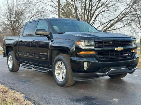 Used 2017 Chevrolet Silverado 1500 LT image 3