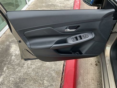 New 2026 Nissan Sentra SV w/ SV Convenience Package FWD image 12