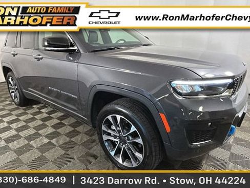 Used 2022 Jeep Grand Cherokee Overland w/ Luxury Tech Group IV AWD/4WD image 1