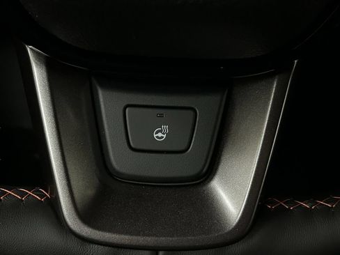 Used 2025 Honda Pilot TrailSport image 15