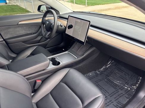 Used 2021 Tesla Model 3 Long Range image 21