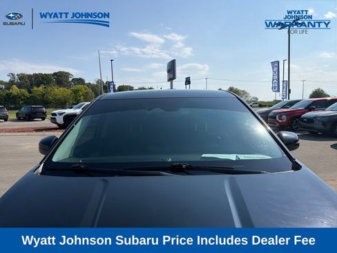 Used 2024 Kia Carnival LX FWD image 16