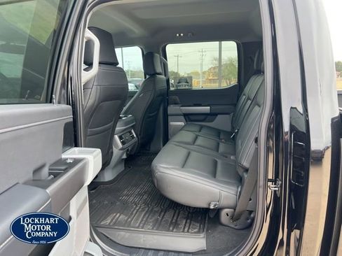 New 2025 Ford F250 XLT w/ Black Appearance Package image 19