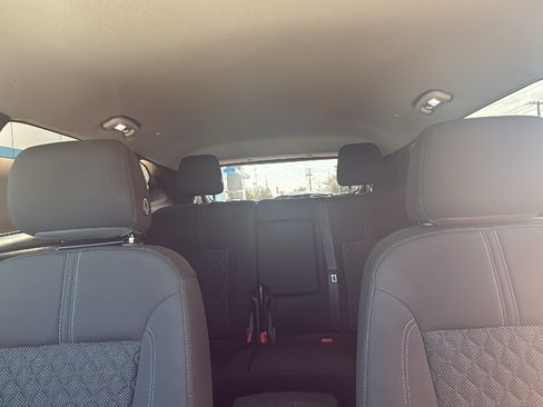 Used 2021 Chevrolet Blazer LT FWD image 17