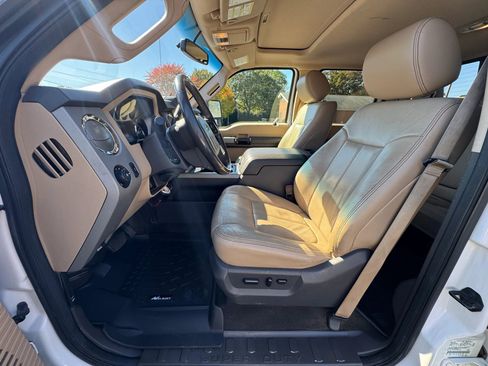 Used 2013 Ford F250 Lariat w/ Lariat Ultimate Pkg image 13