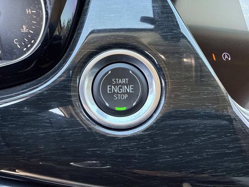 Used 2020 Cadillac XT6 Premium Luxury image 26