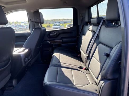 Used 2019 Chevrolet Silverado 1500 LT Trail Boss image 9