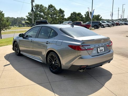 Used 2025 Toyota Camry SE w/ Multimedia Upgrade Package FWD image 4