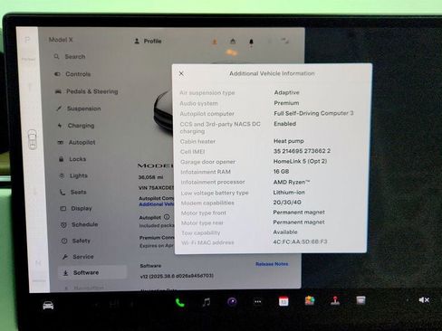 Used 2022 Tesla Model X AWD w/ Falcon Wing Doors & Pan image 14