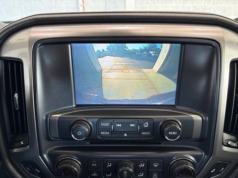 Used 2018 Chevrolet Silverado 1500 LTZ Z71 w/ LTZ Plus Package AWD/4WD image 37