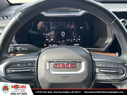 Certified 2023 GMC Canyon AT4 w/ Technology Package AWD/4WD image 22