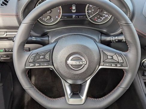 New 2025 Nissan Sentra SR image 27