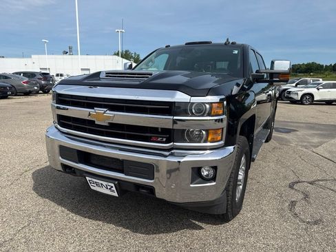 Used 2018 Chevrolet Silverado 3500 LTZ w/ Duramax Plus Package AWD/4WD image 3