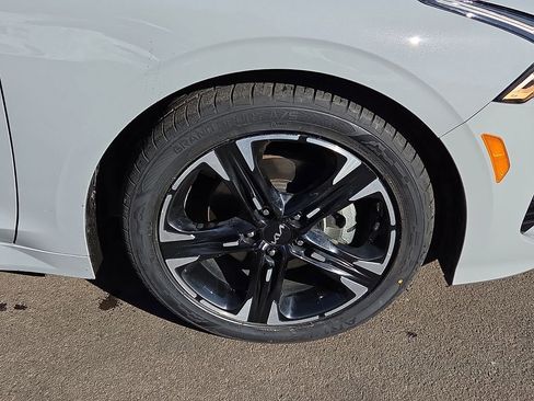 Used 2023 Kia K5 GT-Line image 8
