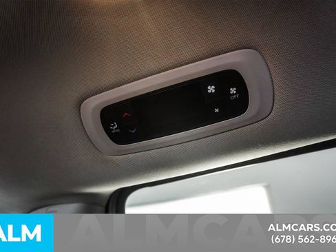 Used 2023 Chrysler Voyager LX FWD image 53
