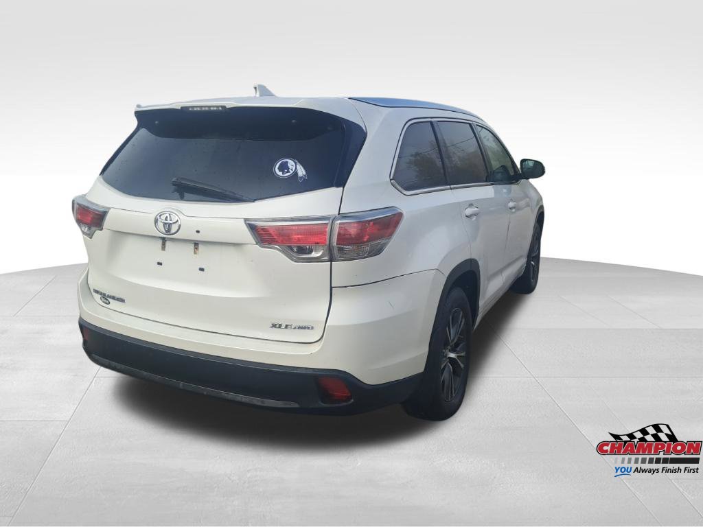 Used 2016 Toyota Highlander XLE AWD/4WD image 5