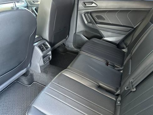 Used 2023 Volkswagen Tiguan SE R-Line AWD/4WD image 11