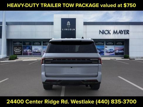 New 2025 Lincoln Navigator Reserve image 5
