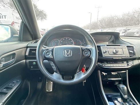 Used 2016 Honda Accord Sport image 12